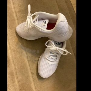 Nike women’s shoes